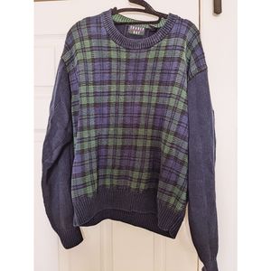 ✨3 FOR $15 90s Vintage Blackwatch Plaid Sweater